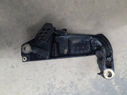 0351921 0335416 Evinrude Stern Bracket (Port) | Genuine Used Part