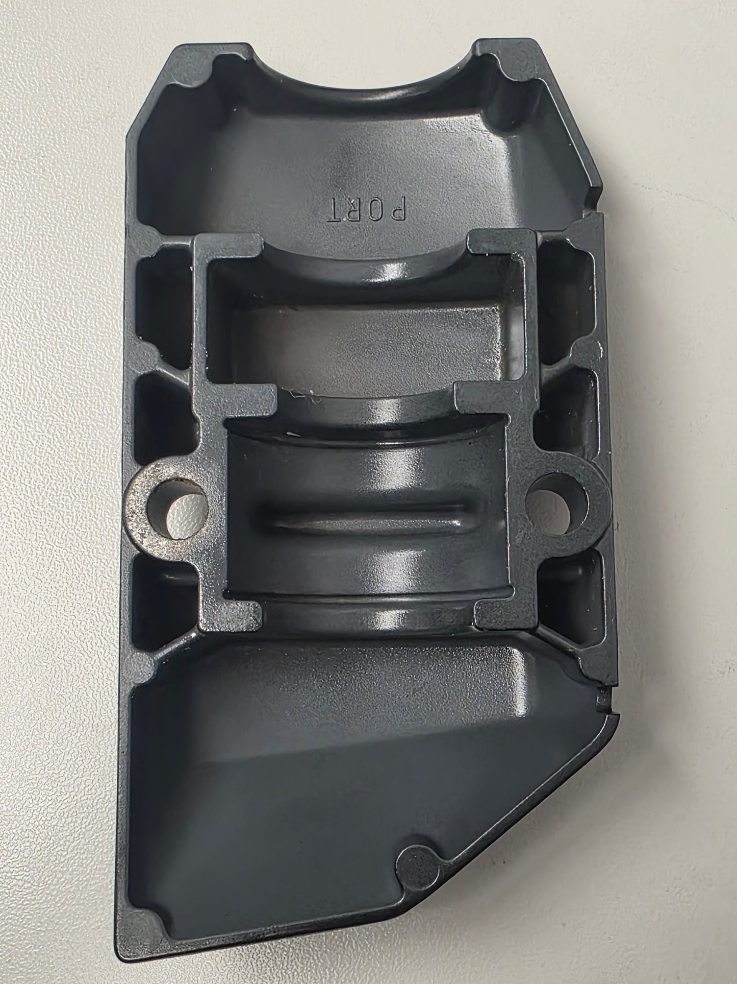 54231-88L10-0EP 54231-88L00-0EP Suzuki DF60A Lower Mount Cover (Port) | Genuine Used Part