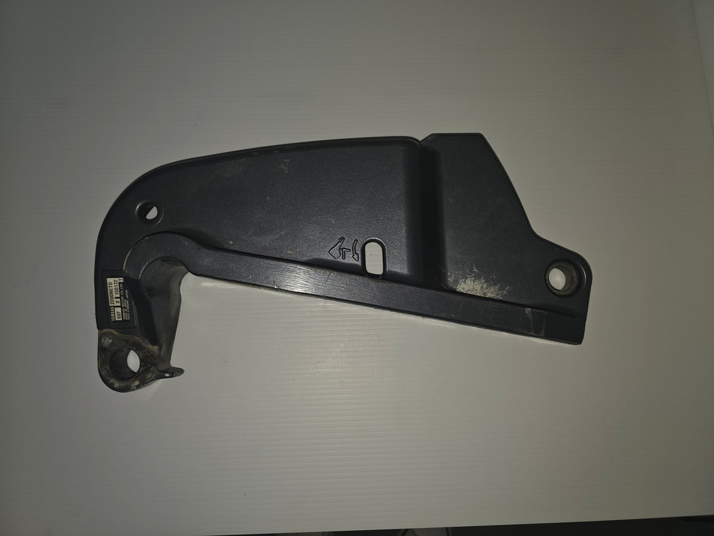 64E-43111-02-8D 64E-43111-01-8D Yamaha Z200 Clamp Bracket (Port) | Genuine Used Part