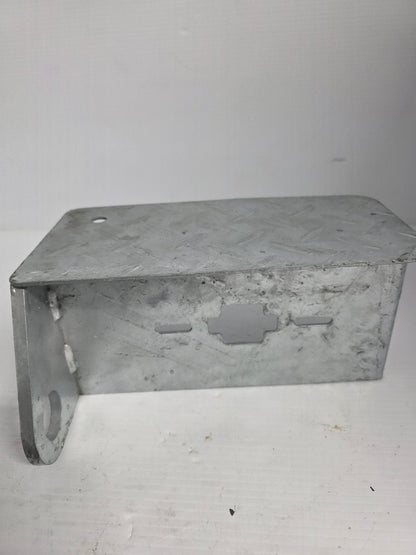 2490G-B Lamp and Tie Down Bracket Galvanised, Bolt-on (Suits Right Hand)