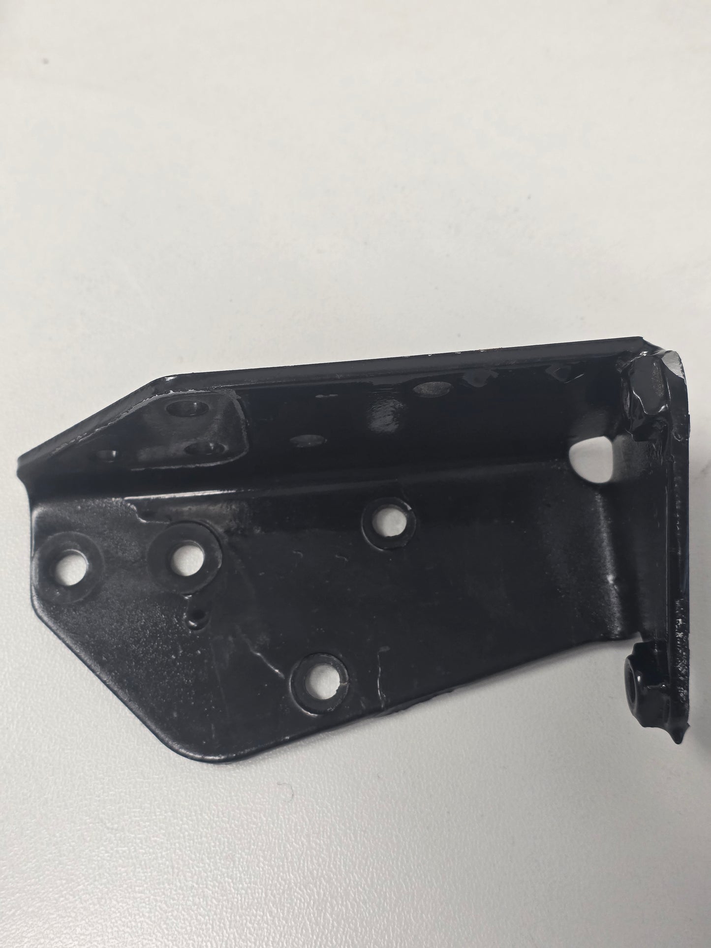 882559 Mercruiser Intake Pipe Bracket | Genuine Used Part