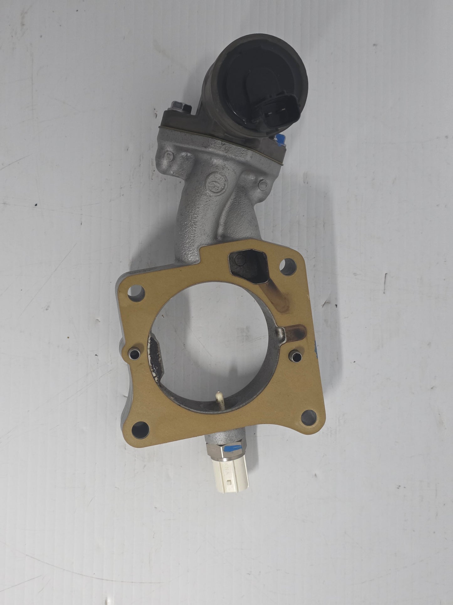 36550-ZY3-003 Honda Valve Assy & Spacer | Genuine Used Part