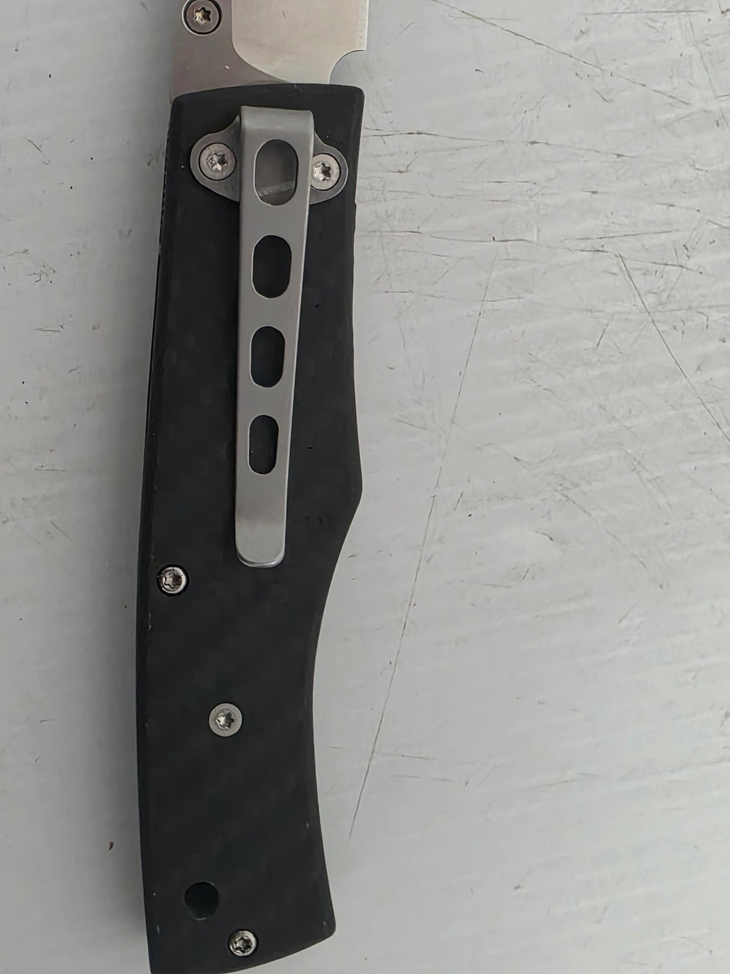 M392CN Maserin 78mm Stainless Steel Folding Knife (Black Carbon Fiber Handle)