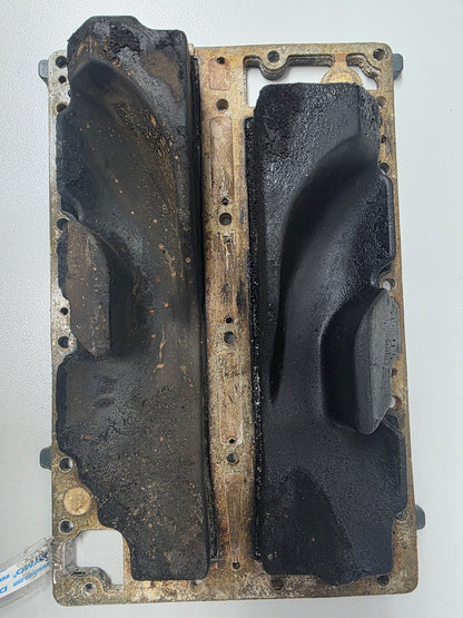 6E5-41111-00-1S Yamaha 115CETO Exhaust Inner Cover | Genuine Used Part