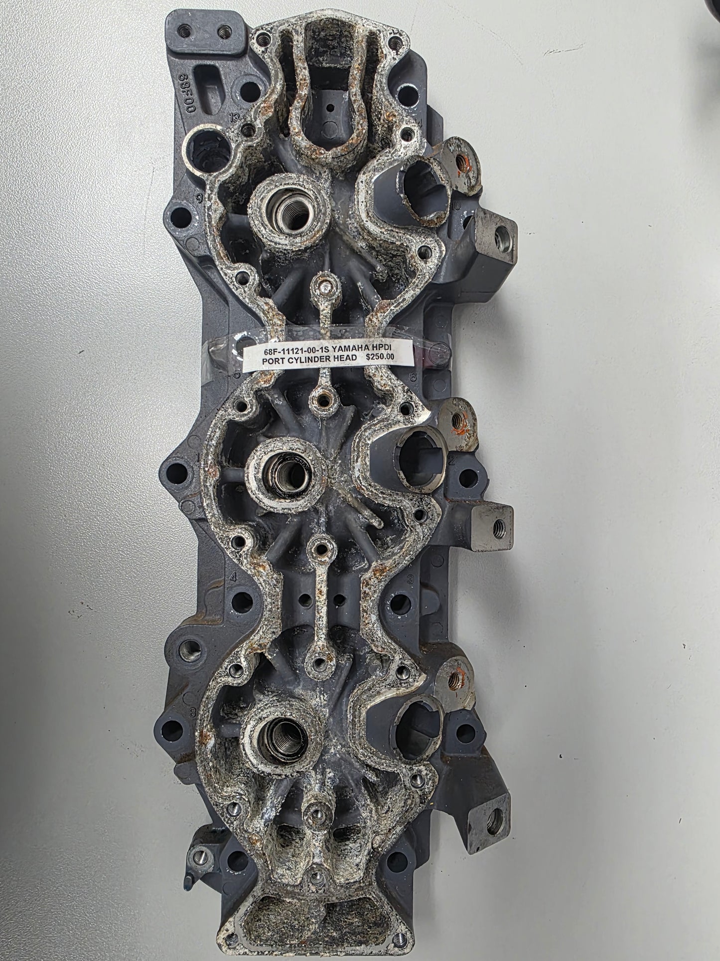 68F-11121-00-1S Yamaha Port Cylinder Head HPDI | Genuine Used Part