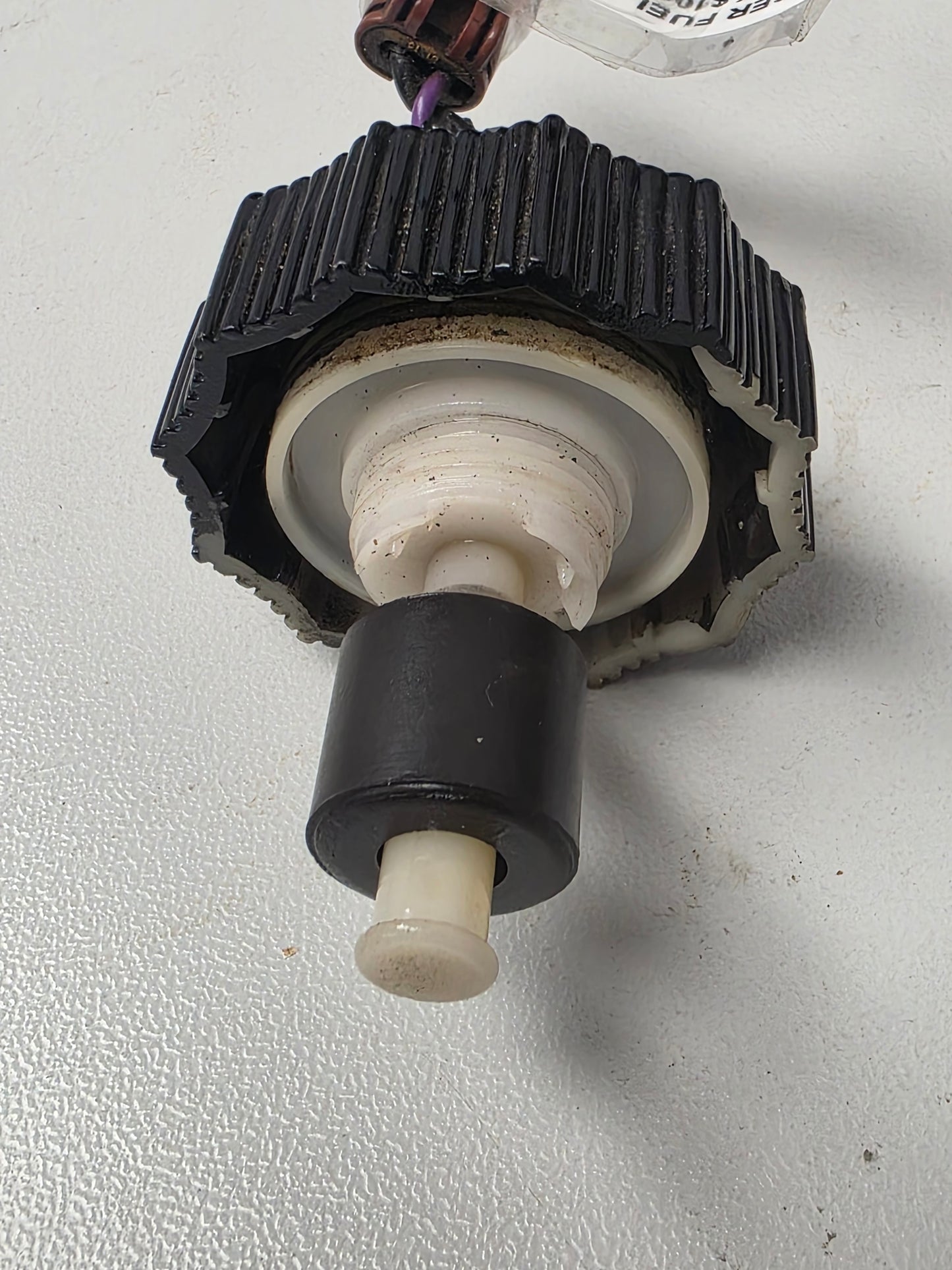 882599 Mercruiser Fuel Filter Sensor Assy | Genuine Used Part