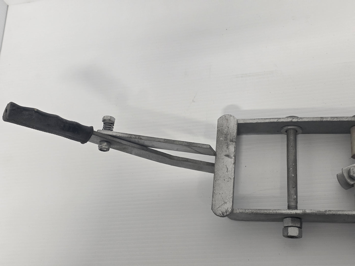 H3271K Mackay 1093 Dunbier Hand Brake lever Including Adjuster, Bolts Etc. 100mm | Marine Trailer Part