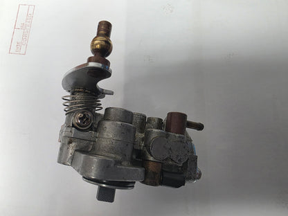 6N7-13200-00-00 Yamaha Oil Pump 115HP | Genuine Used Part - photo 2 of 4