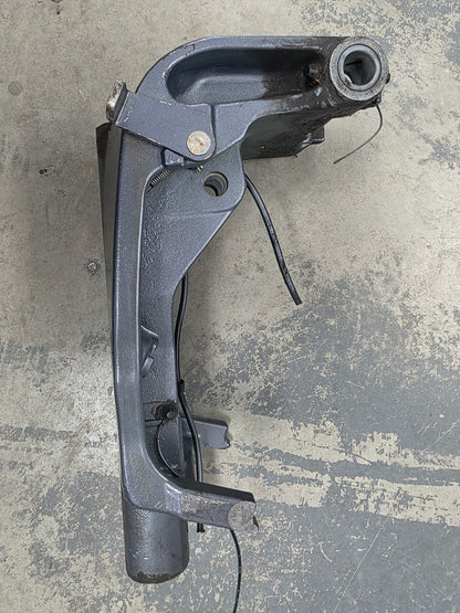 6G5-43322-00-EK Yamaha 115CETO Swivel Bracket | Genuine Used Part