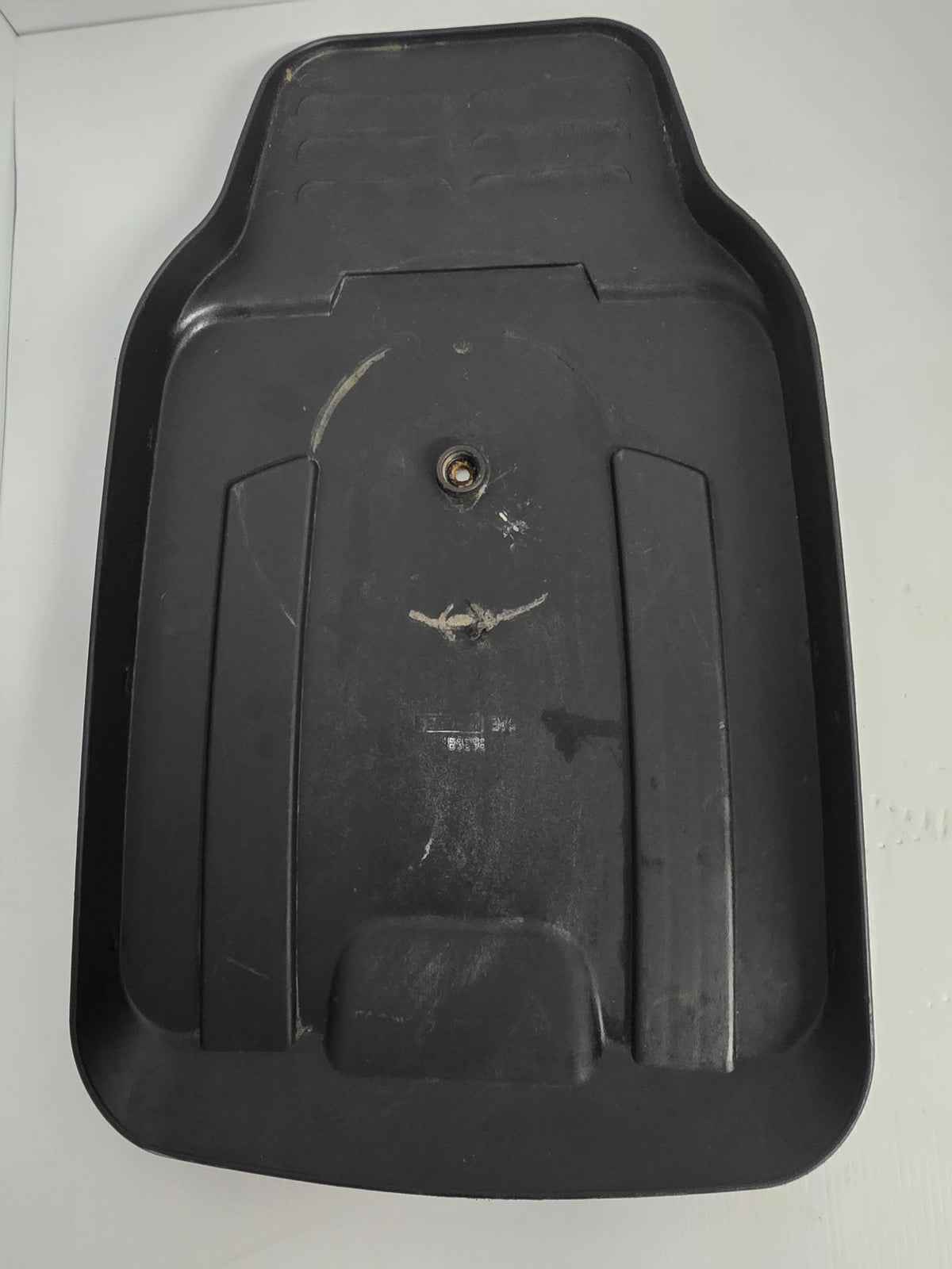863681T Mercruiser Engine Cover | Genuine Used Part - photo 7 of 10