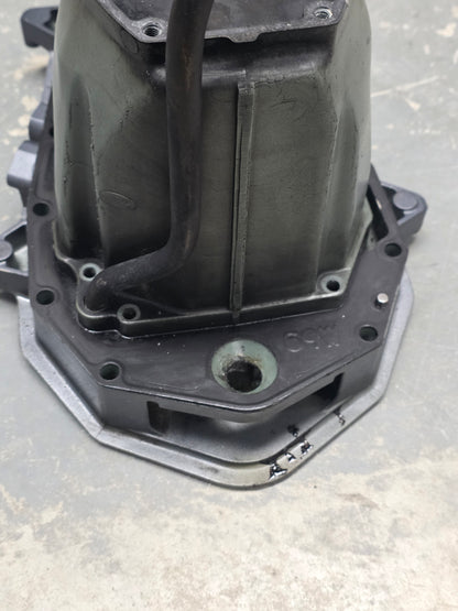 62Y-15311-03-CA 67C-41137-01-CA Yamaha 40T Oil Pan & Exhaust Guide | Genuine Used Part - photo 6 of 6
