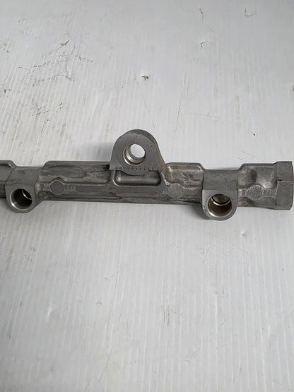 15751-96J00 15710-96J00 Suzuki Fuel Rail | Genuine Used Part
