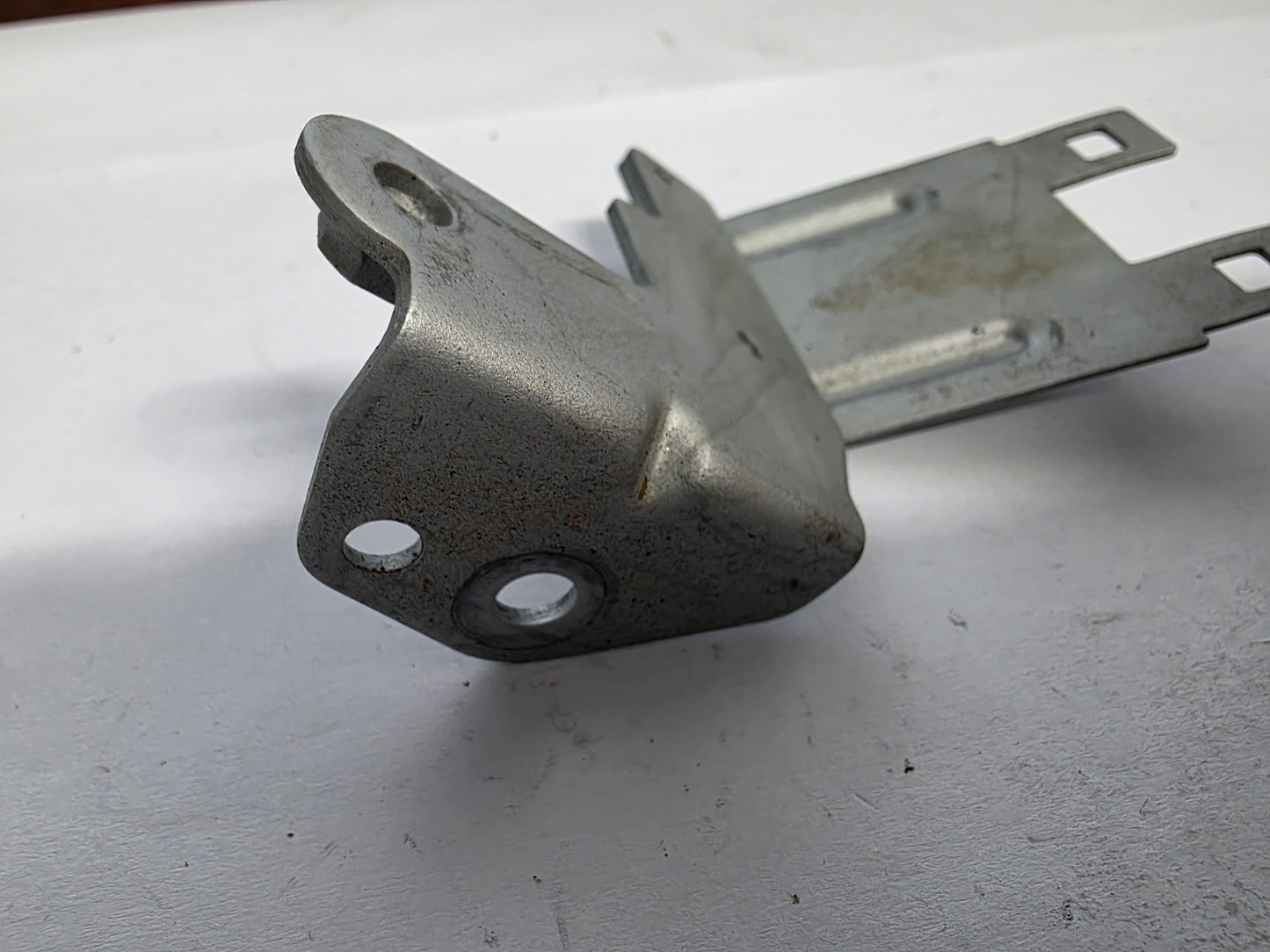 32111-ZVL-000 Honda Bracket | Genuine Used Part