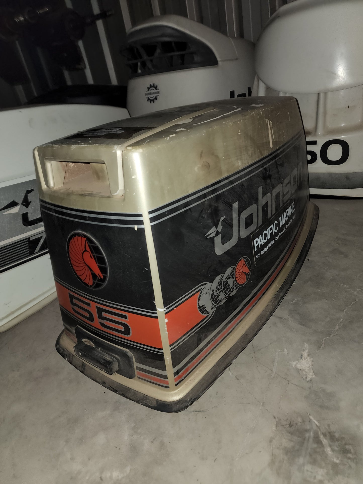 0436568 Johnson 55hp Top Cowling | Genuine Used Part