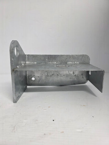 2490G-B Lamp and Tie Down Bracket Galvanised, Bolt-on (Suits Right Hand)