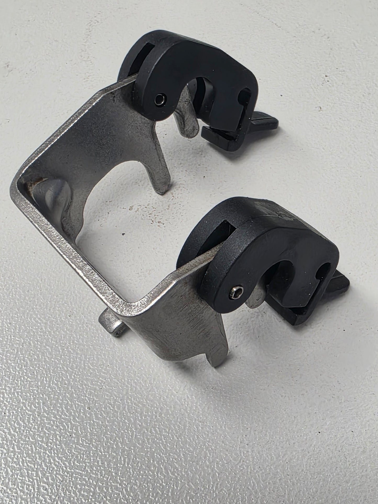 6E5-48538-00-00 6E5-48531-00-00 Yamaha 115CETO Remote Control Bracket & Clamps | Genuine Used Part