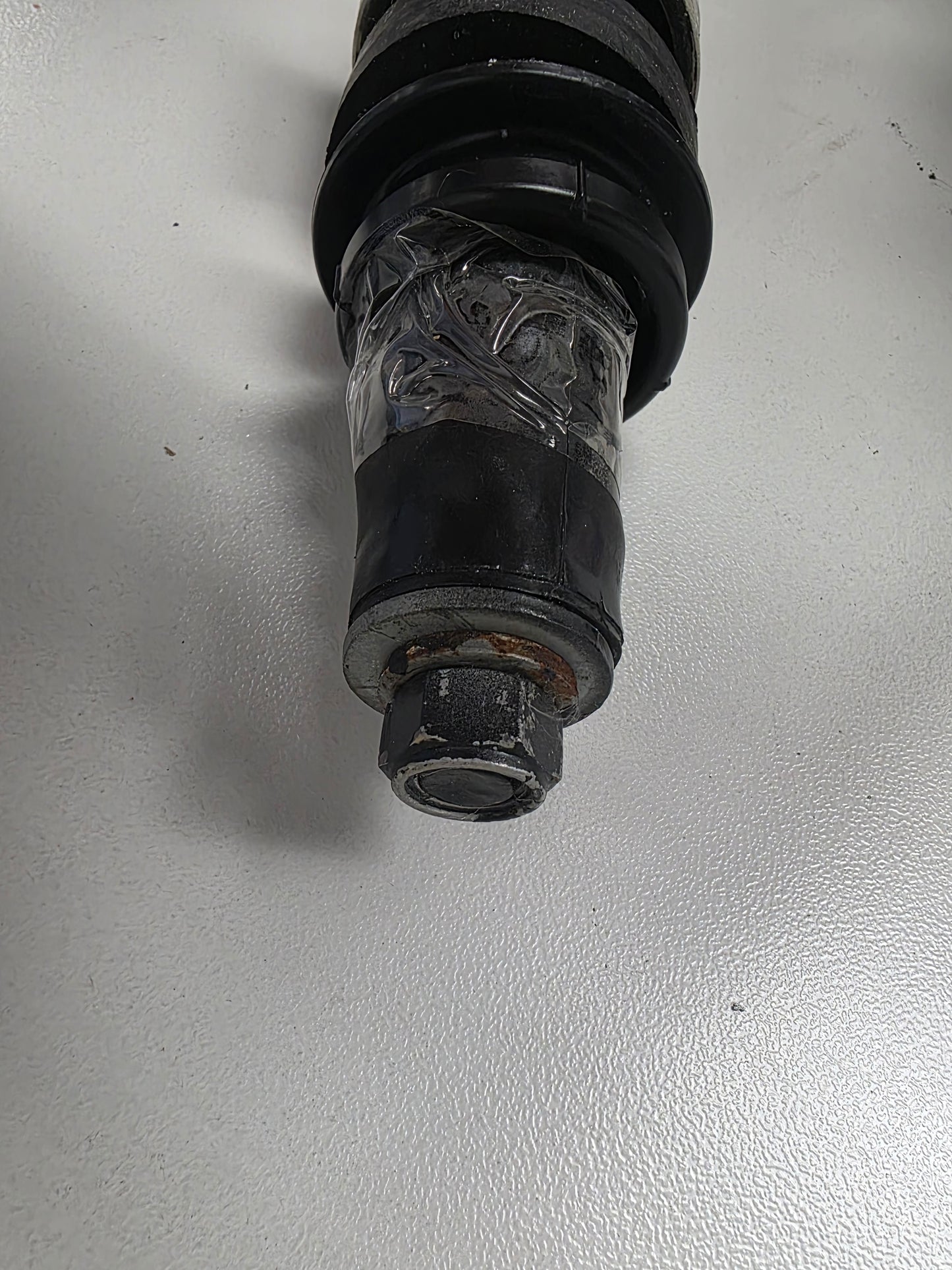 54160-88L00 Suzuki DF60A Lower Mount Assy | Genuine Used Part