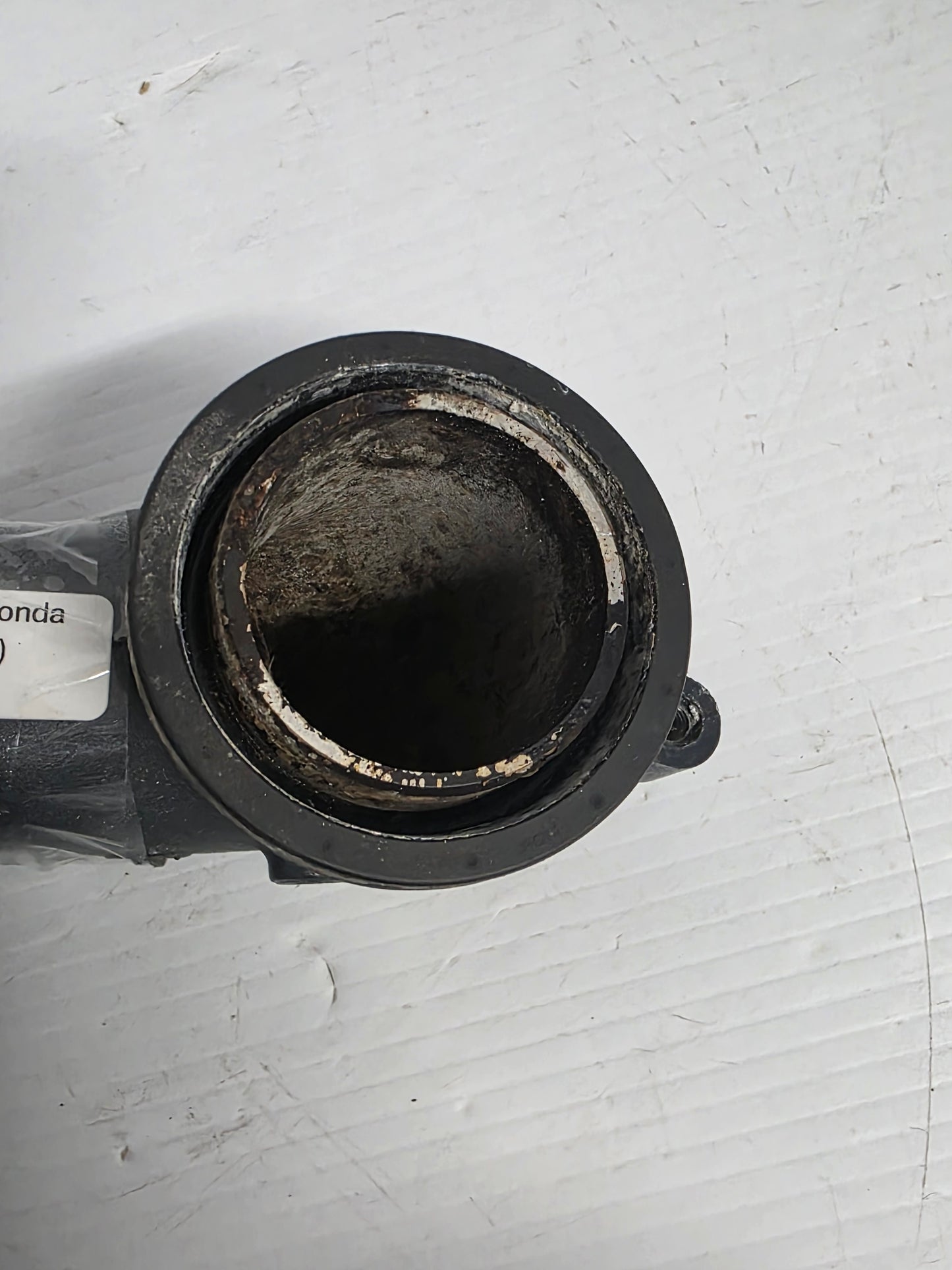 18141-ZY3-A00ZA Honda Exhaust Guide (R) | Genuine Used Part