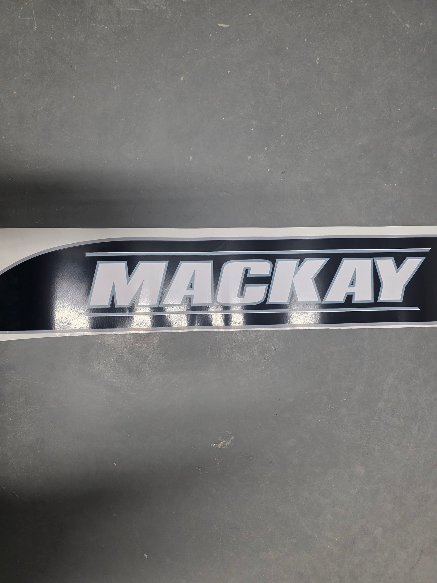 E4144 Mackay Mackay Trailer Decal (1)