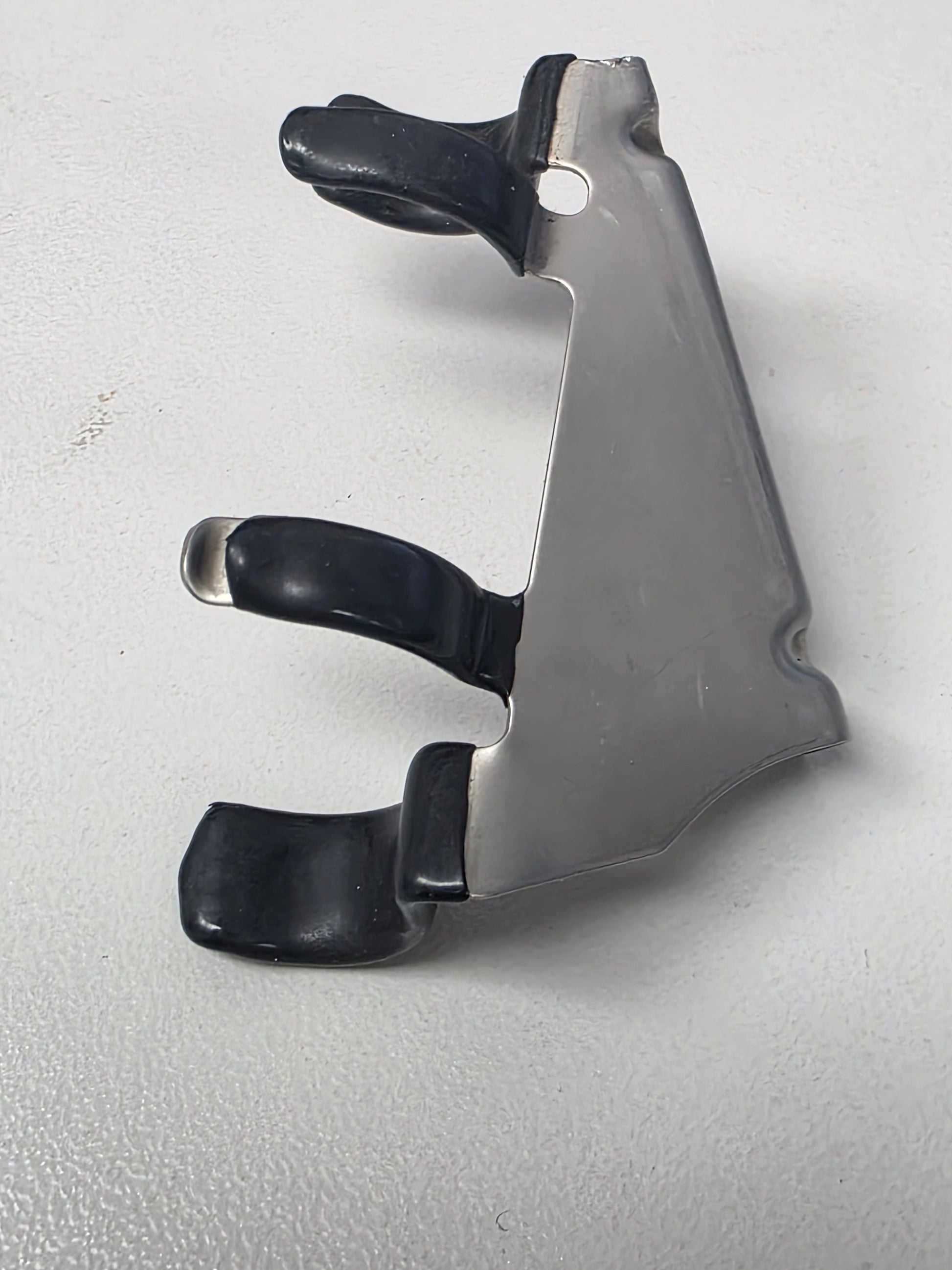 67C-82594-00-00 Yamaha F40BET Wiring Clamps | Genuine Used Part - photo 2 of 4