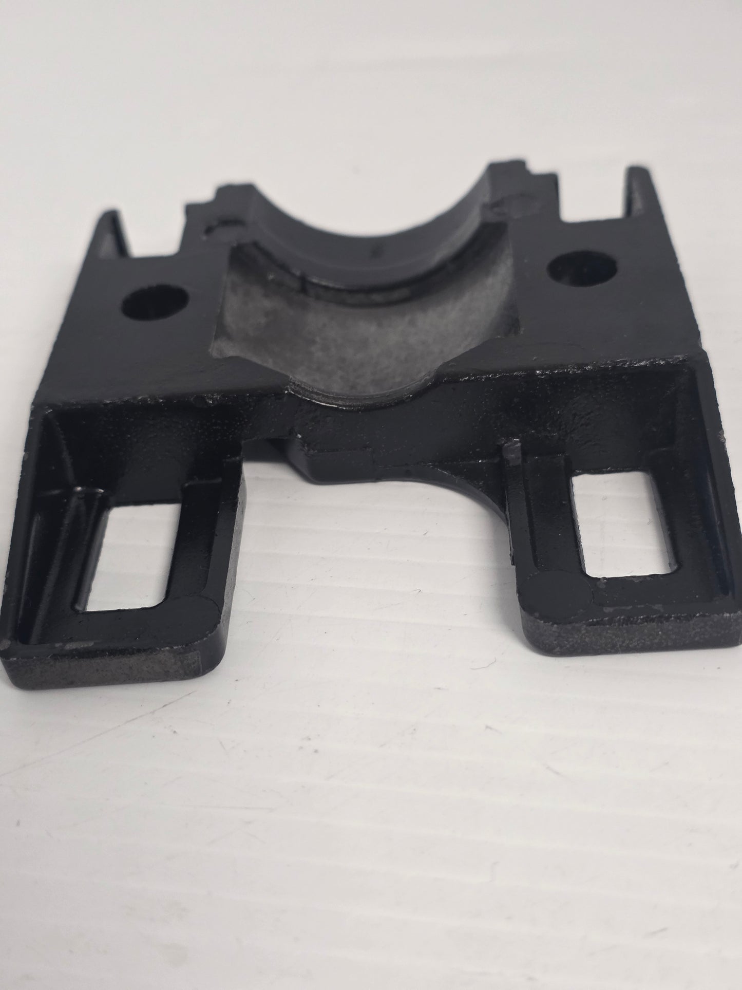 8M0036730 Mercury Clamp | Genuine Used Part
