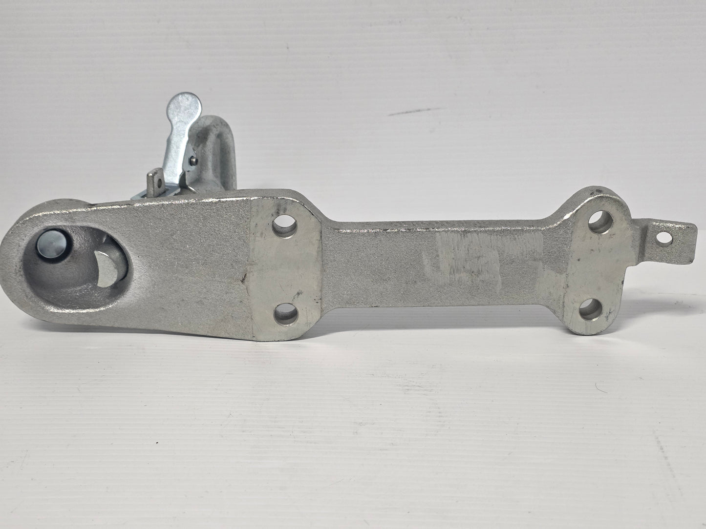 H3325G Mackay 1000 Dunbier Electric Coupling Heavy-Duty 3500kg | Marine Trailer Part