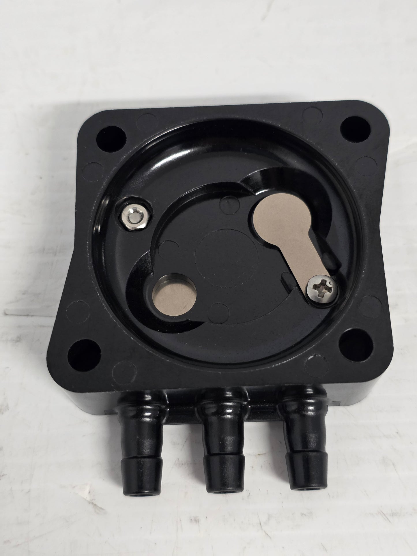 62Y-24415-01 Yamaha Pump Body Sub Assy | Genuine OEM Yamaha Outboard Part