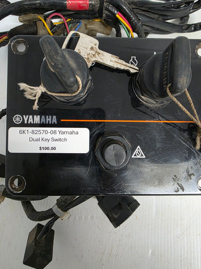 6K1-82570-08 Yamaha Dual Key Switch With Key | Genuine Used Part - photo 7 of 13