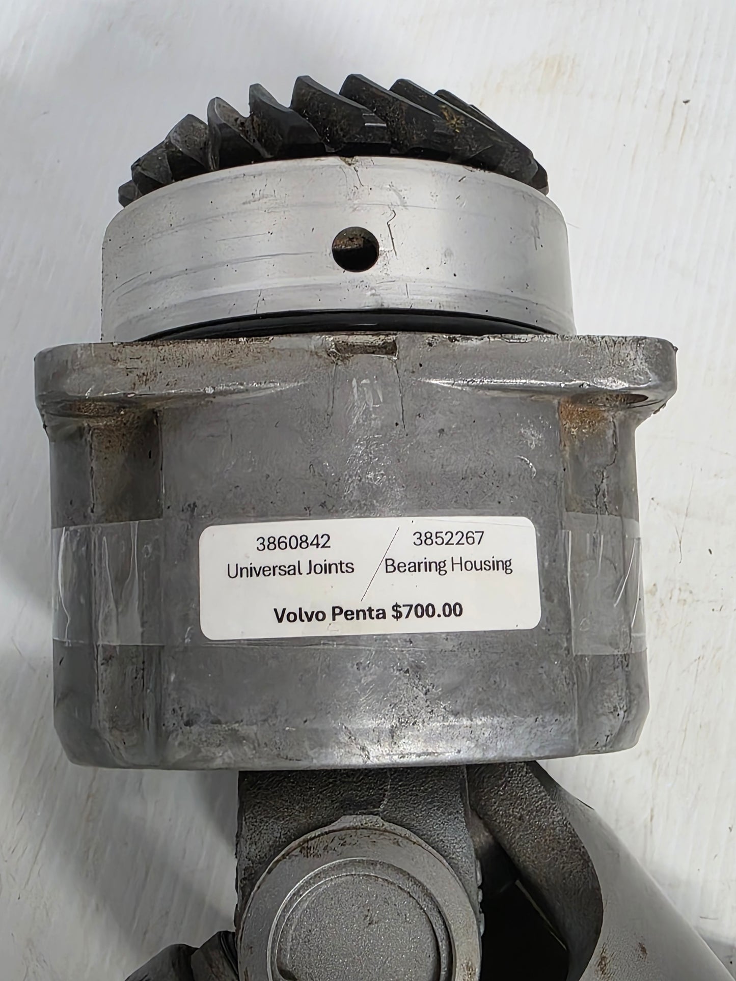 3860842 Volvo Penta Universal Joints 3852267 Bearing Housing | Genuine Used Part