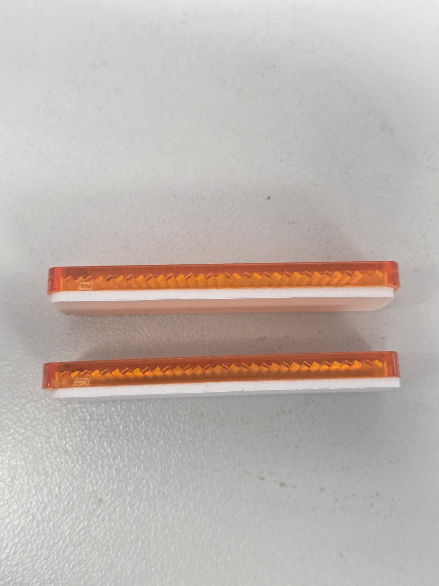 2452S Dunbier Reflector Amber    Self Adhesive (Clam Shell) Mackay E5013-2