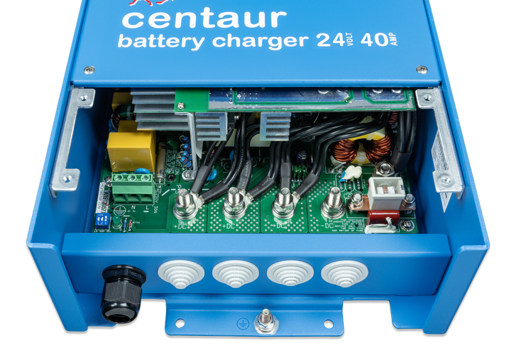 CCH024040000 - Centaur Charger 24/40(3) 120-240V