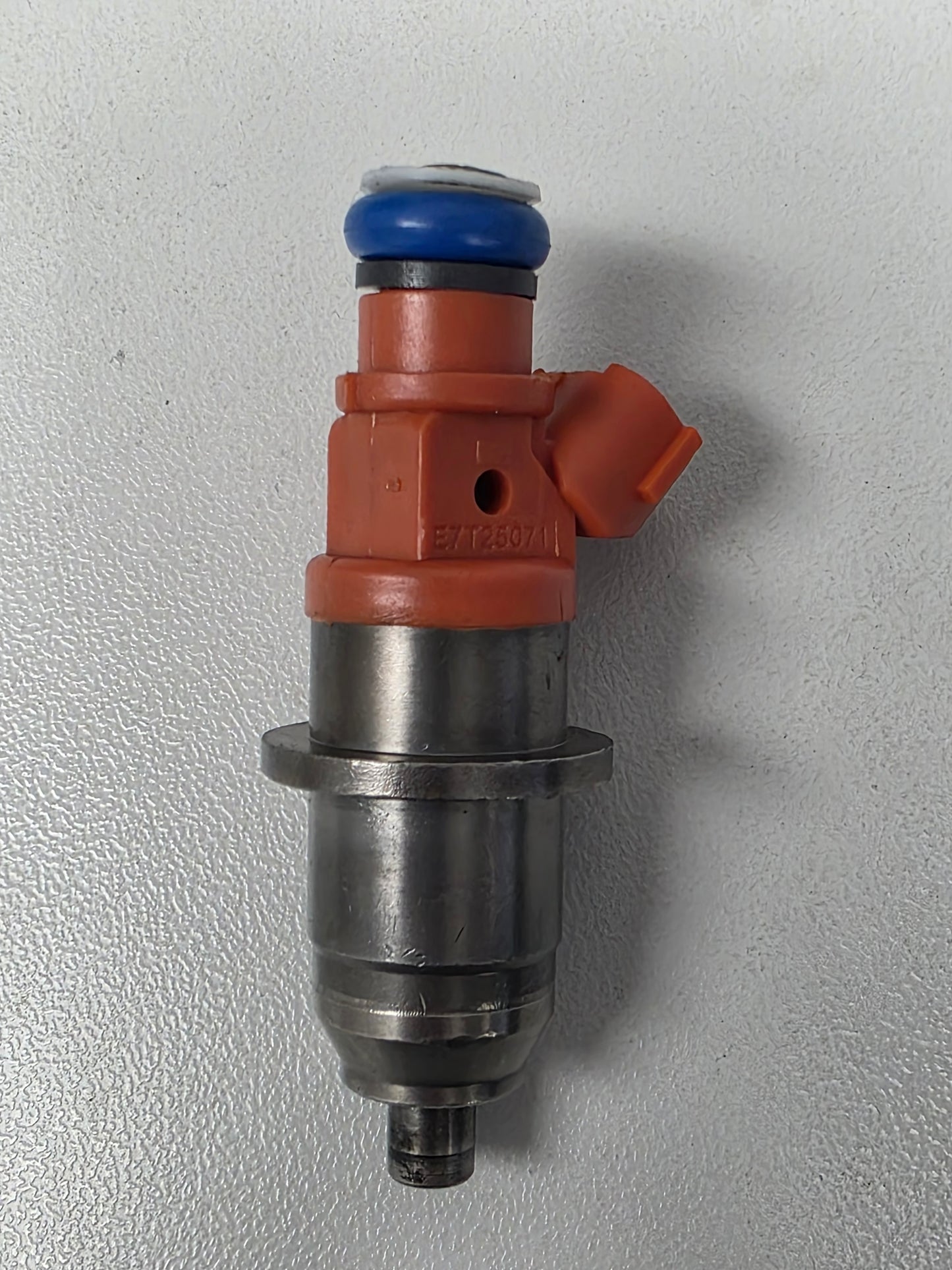 68F-13761-00-00 Yamaha Z200 Injector | Genuine Used Part
