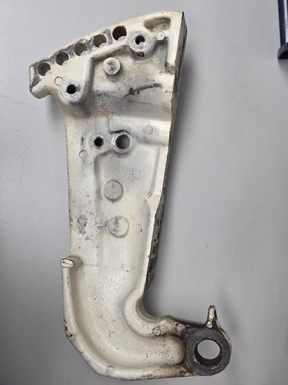 0397948 0395844 Johnson 90HP Stern Bracket (STB) | Genuine Used Part