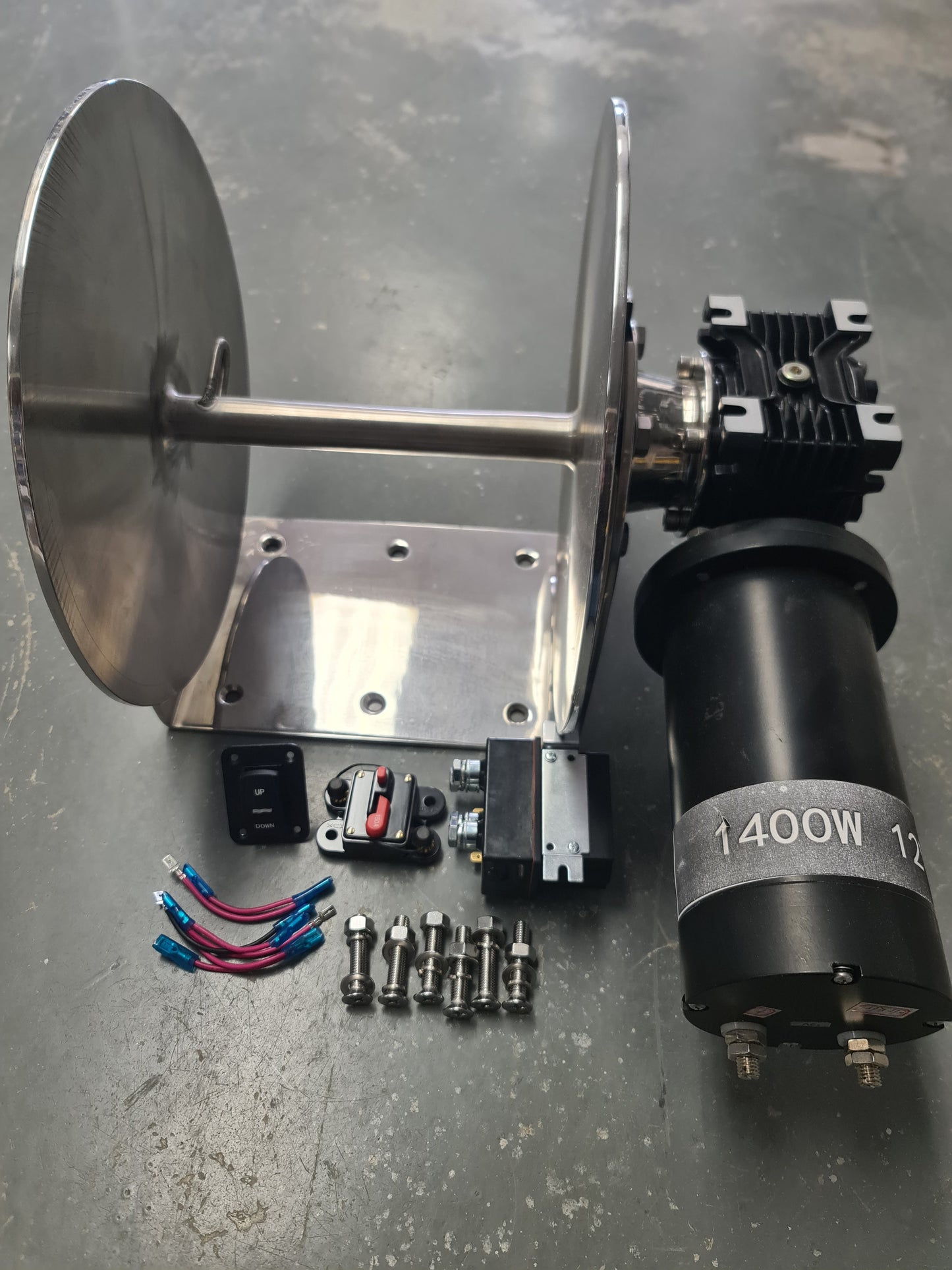 AW1400 Budget Anchor Winch - 1400W Motor - for 7m to 10m Boats