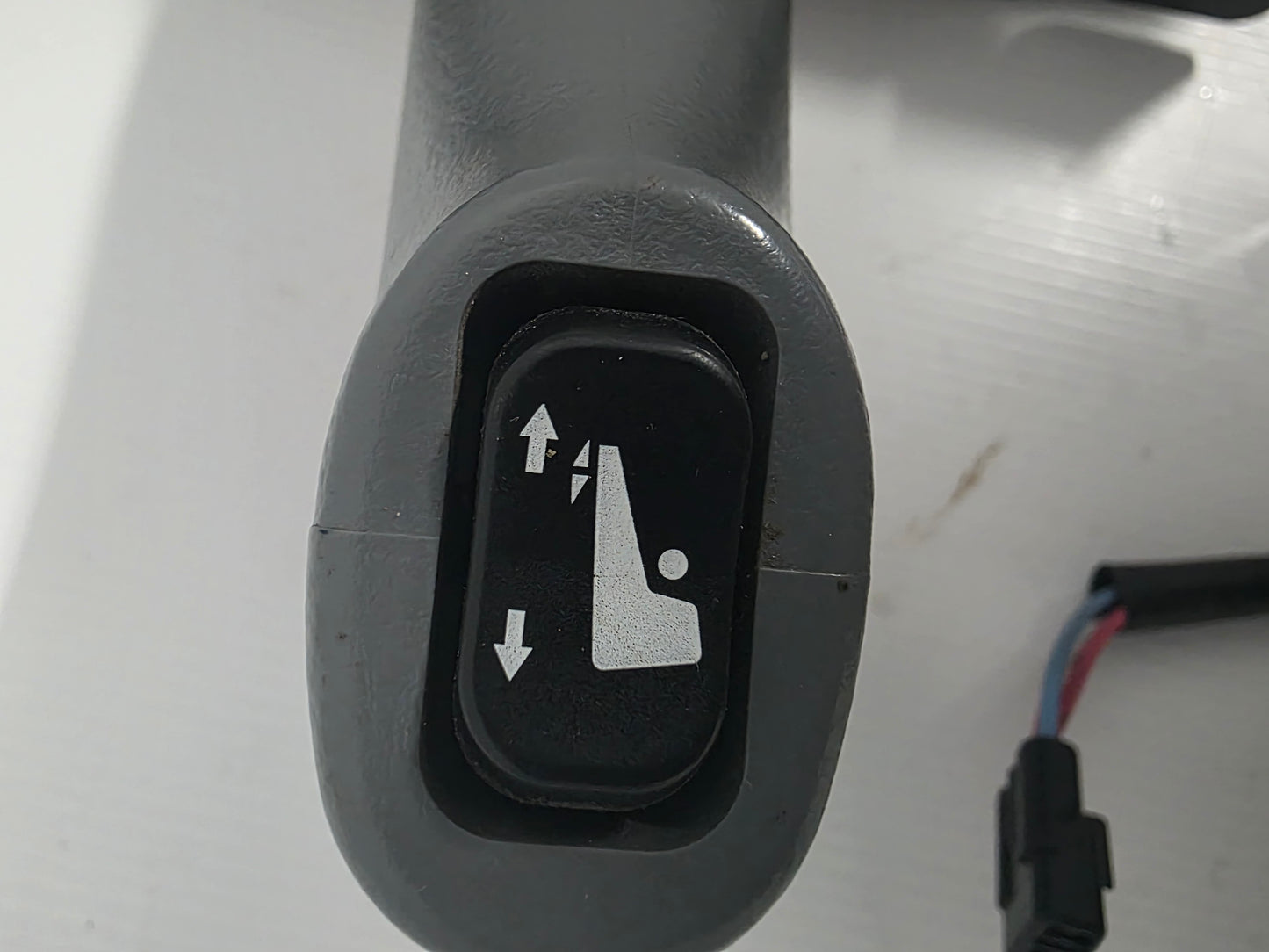 67200-93J03 Suzuki Control Box | Genuine Used Part