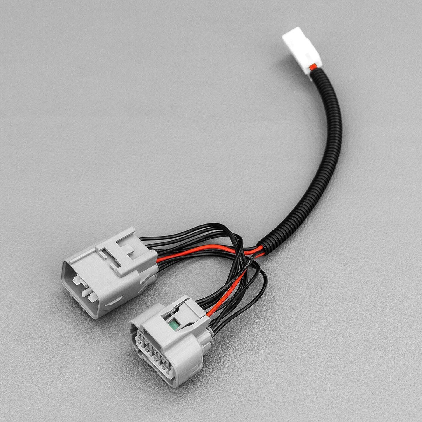High Beam Adaptor FORTUNER-NEW TOYOTA FORTUNER (FACELIFT AUG 2020+) PIGGY BACK ADAPTER