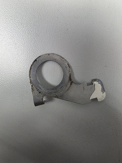 0325105 Evinrude E30 Clamp | Genuine Used Part