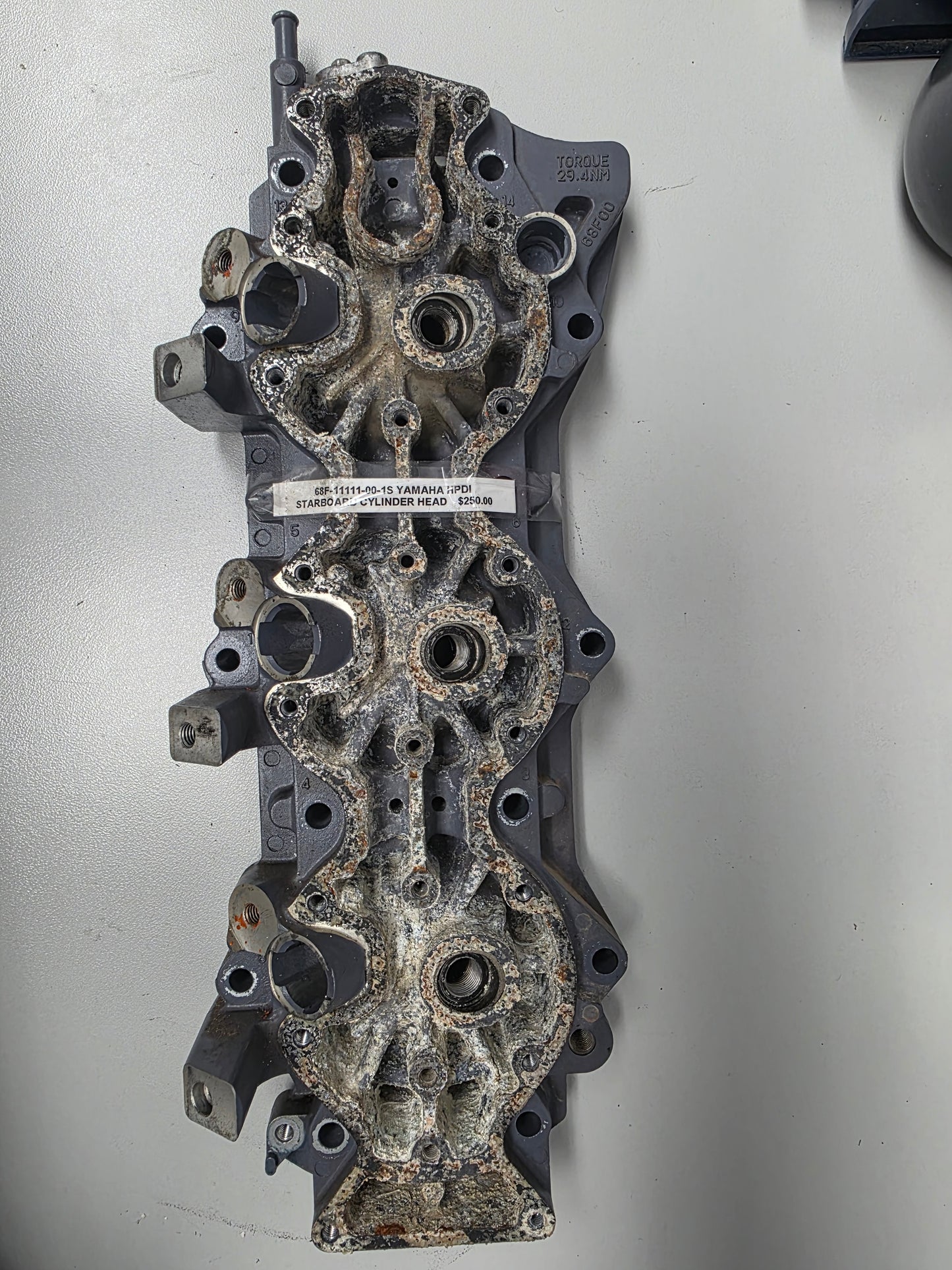 68F-11111-00-1S Yamaha STB Cylinder Head HPDI | Genuine Used Part