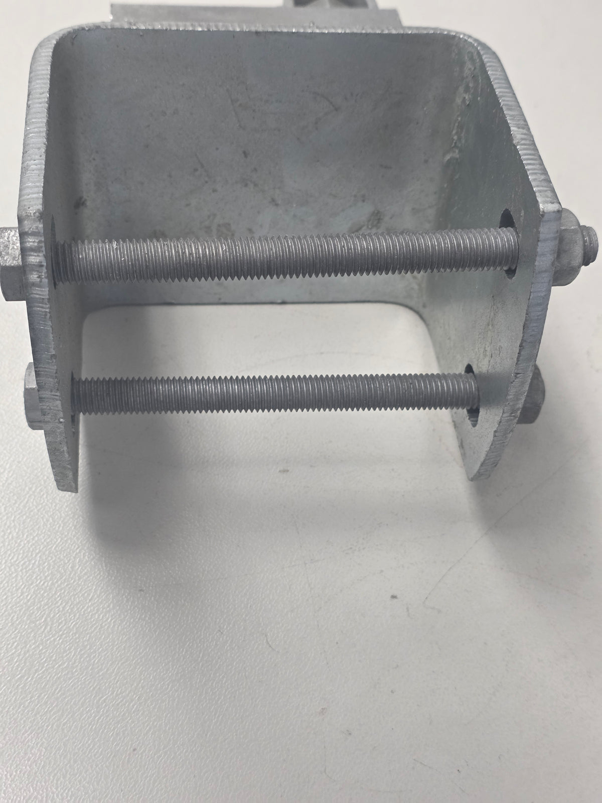 3125B Dunbier Heavy-Duty Slide Bracket Suits 100 x 50mm | Marine Trailer Part - photo 2 of 5