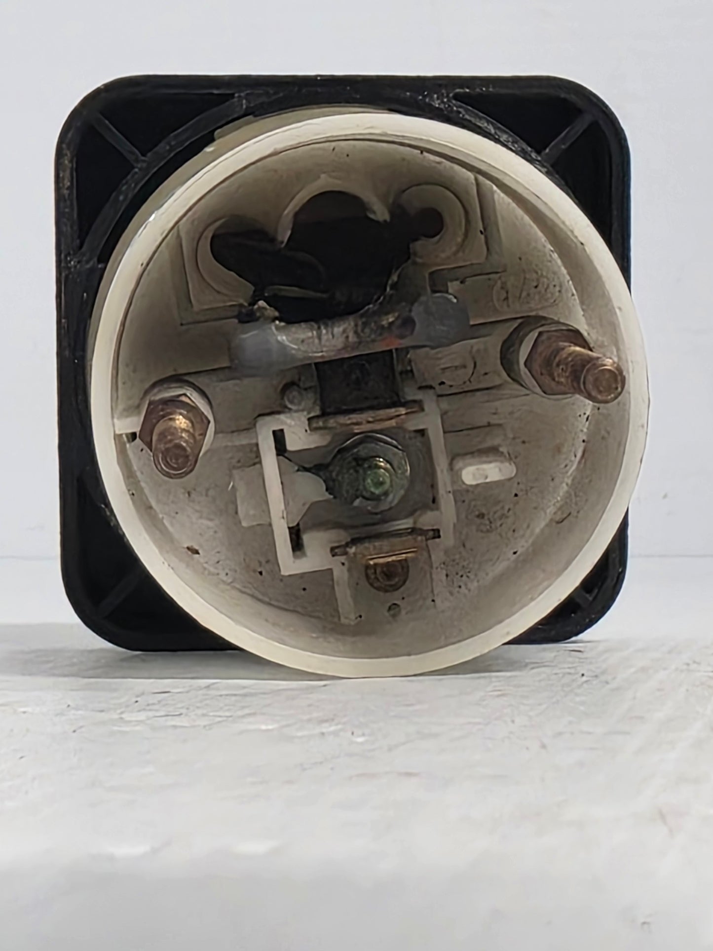 332-040-001 VDO 24 Volt Gauge | Genuine Used Part