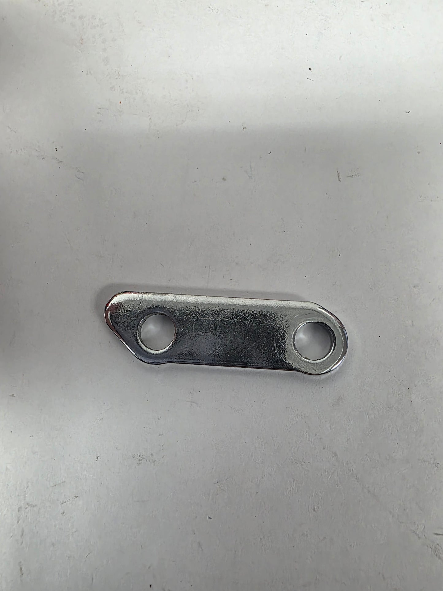 21126-88L00 Suzuki Clutch Shaft Holder | Genuine Used Part