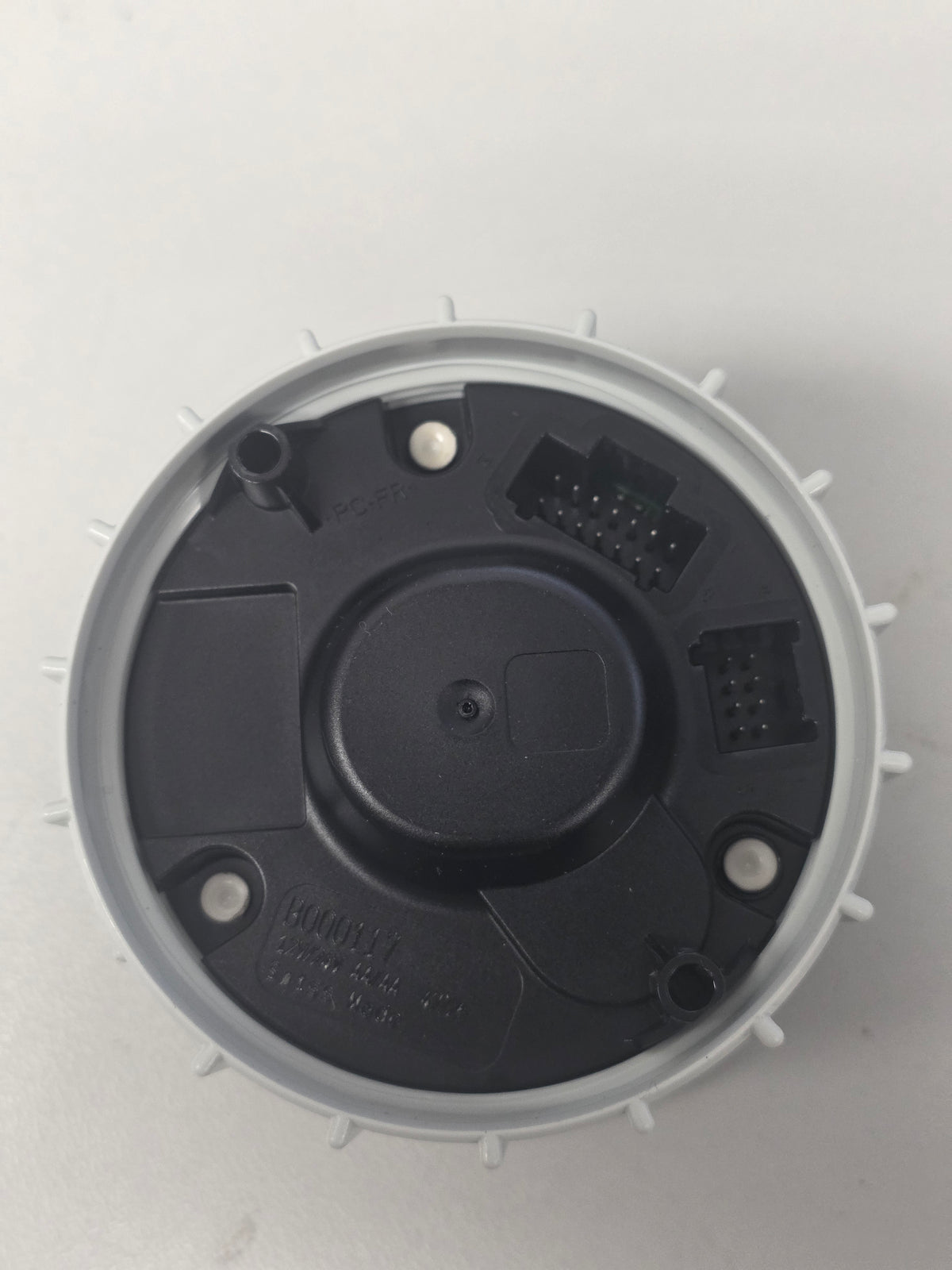 23715875 Tachometer | Genuine Volvo Penta Part - photo 3 of 6