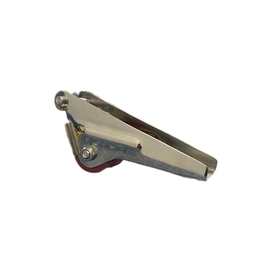 408606 Red Bow Roller 4" | Marine Anchoring Solutions