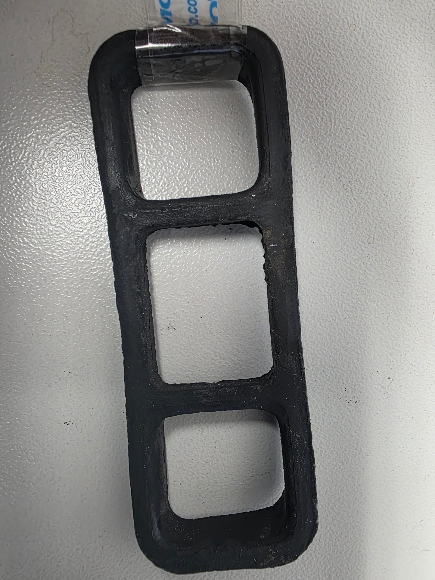 6E5-42769-01-00 6E5-42769-00-00 Yamaha 115CETO Rubber Seal | Genuine Used Part