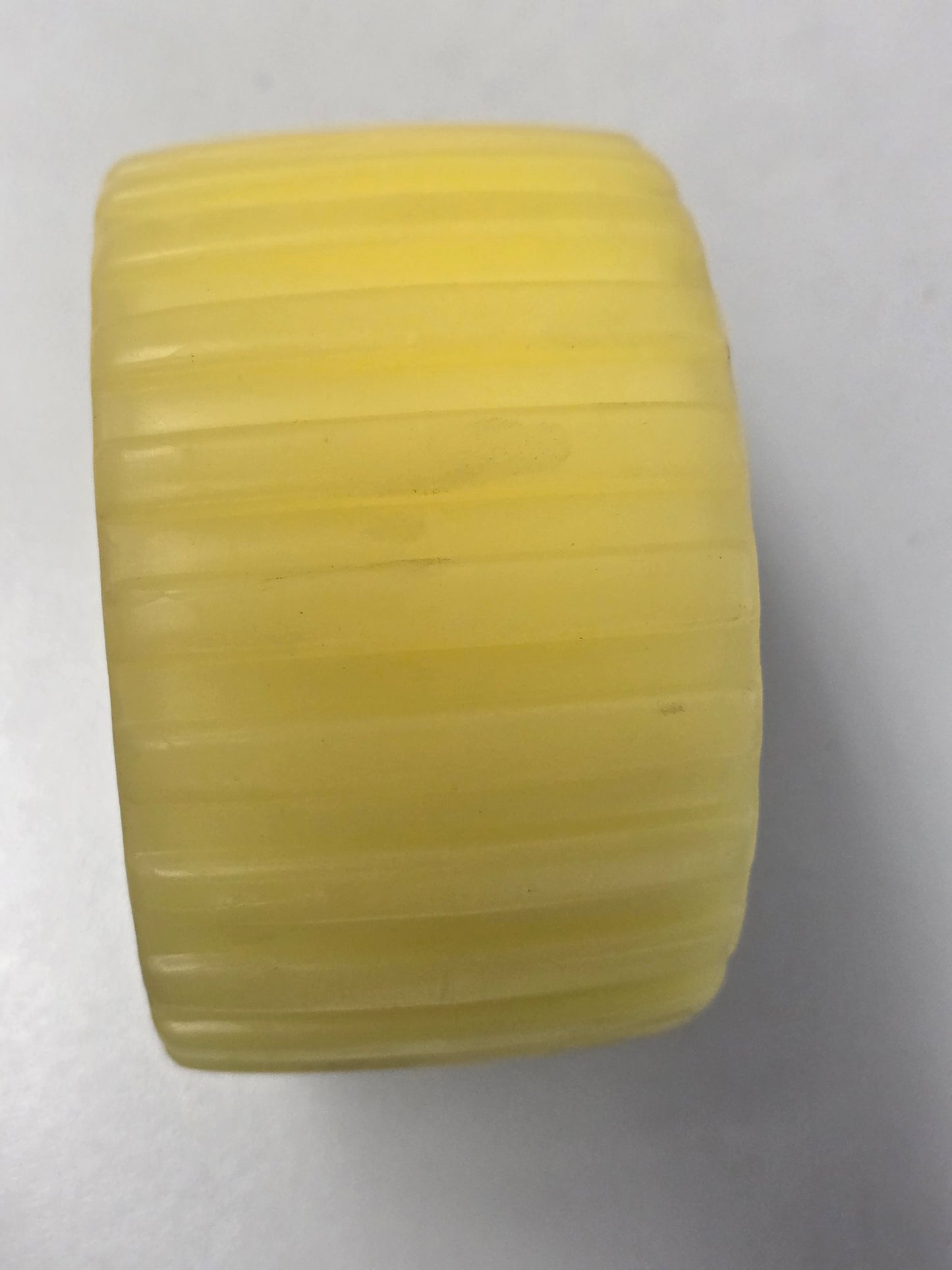 2968 Dunbier Lge Yellow Wobble Roller