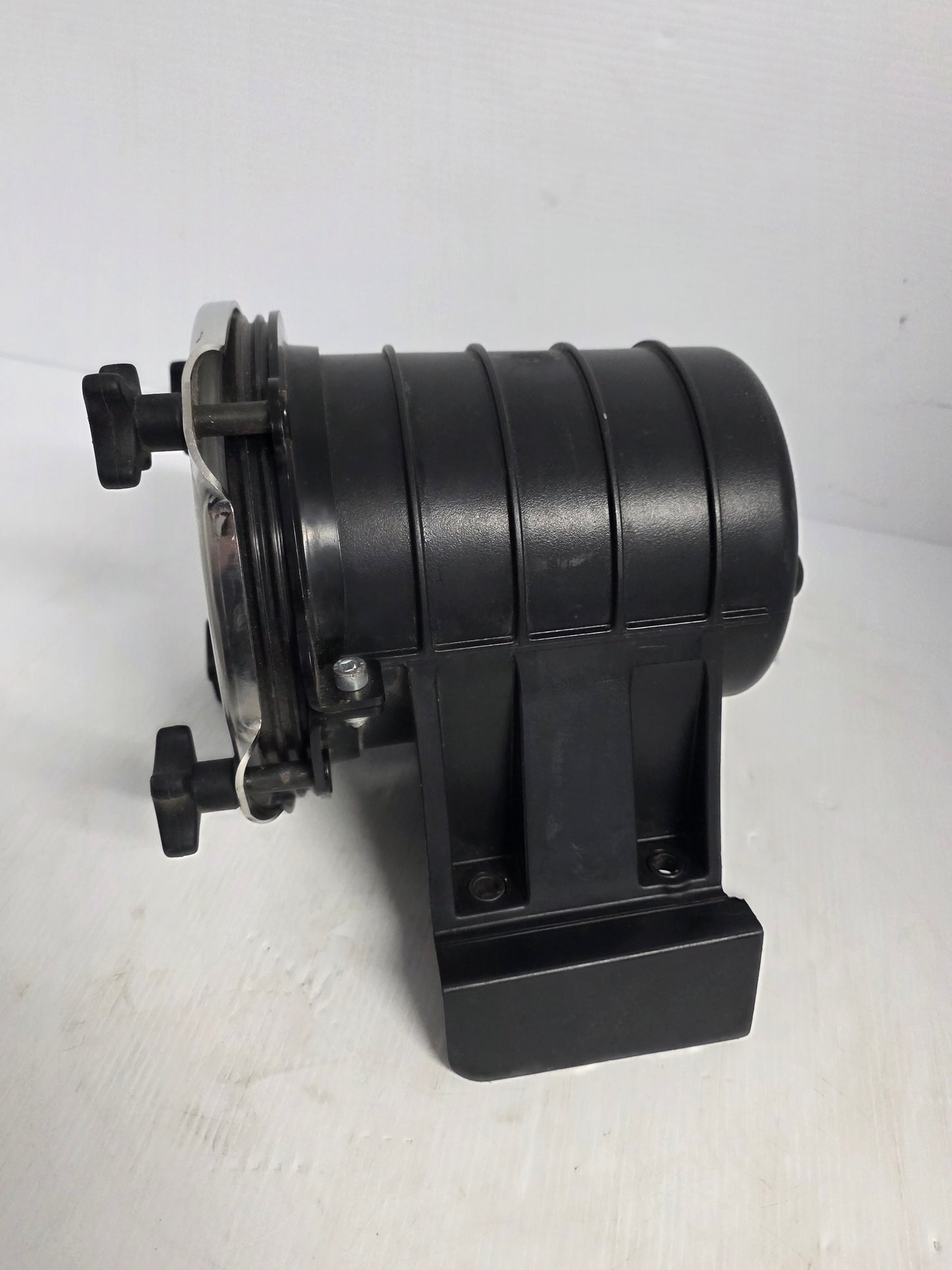 21457172 Volvo Penta Seawater Filter Housing 21400685 Filter Cover | Genuine Used Part