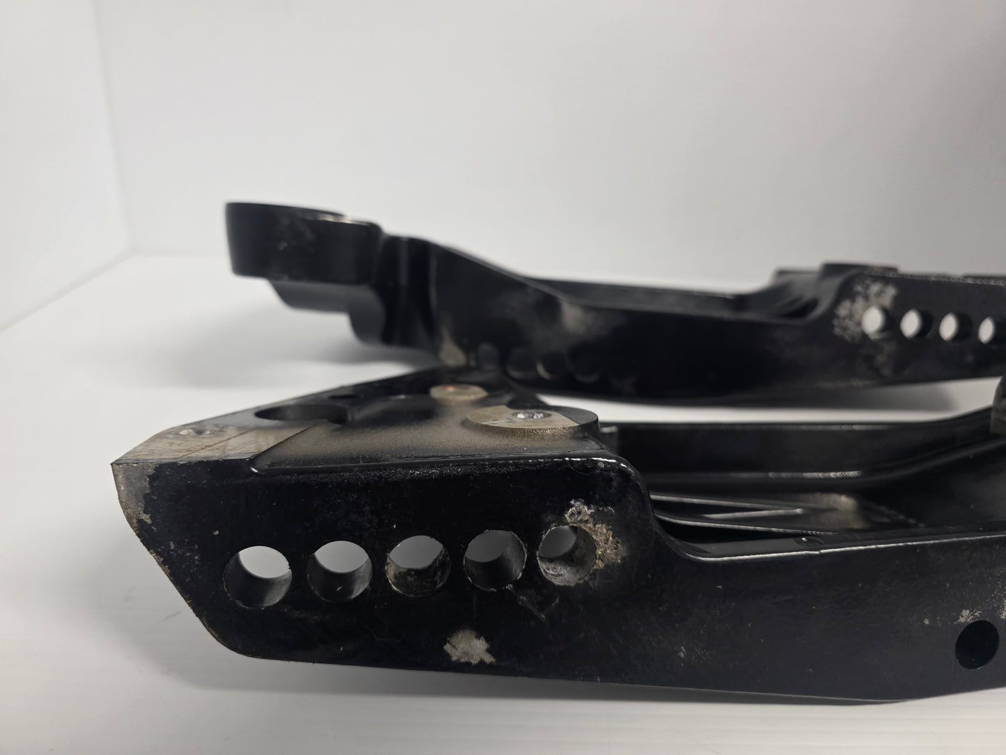 828333T01 828334T02 Mercury Bracket Assy Pair (Port & Stbd) | Genuine Used Part