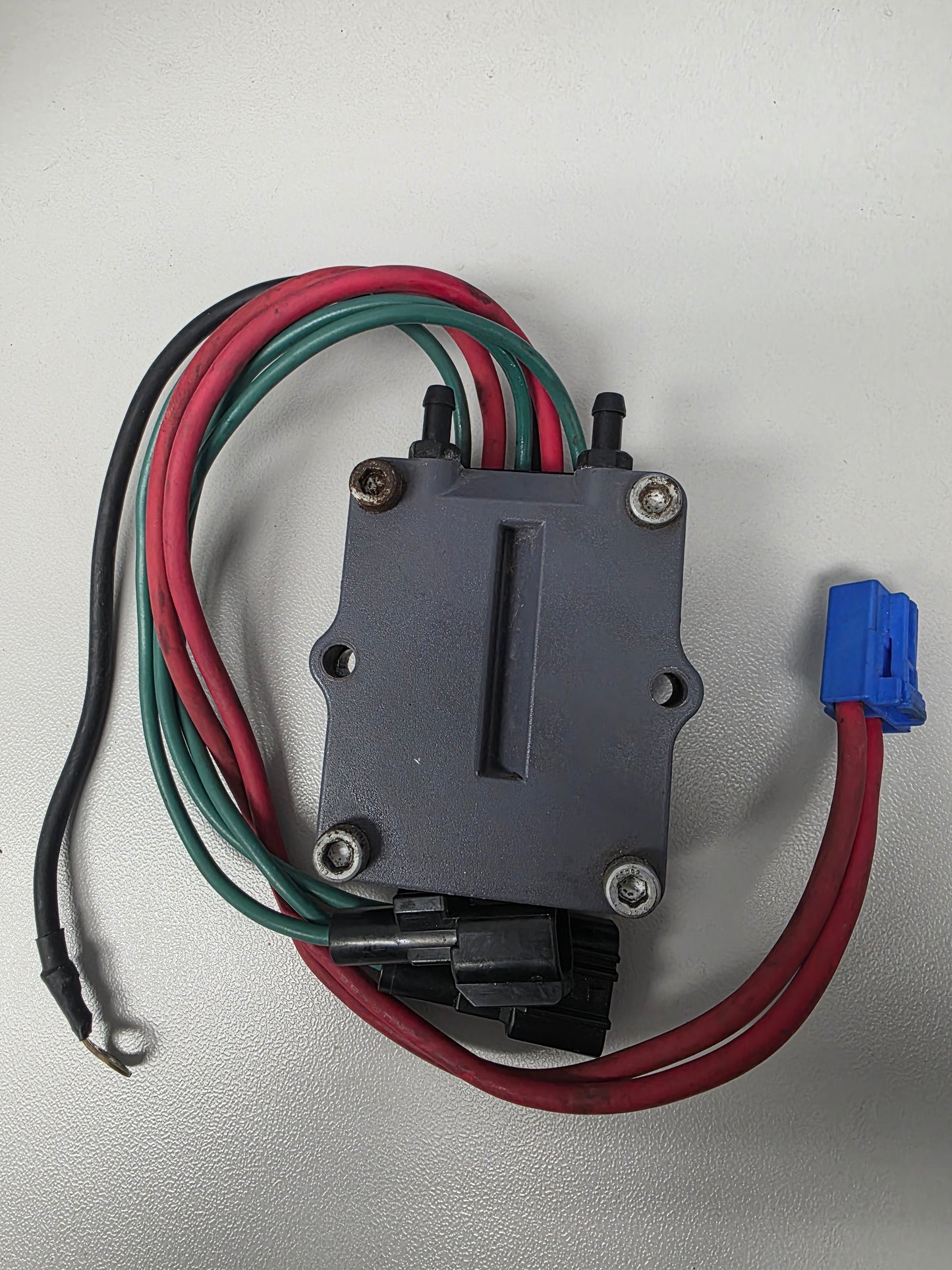 68F-81960-03-00 68F-81960-00-00 Yamaha Z200 Rectifier & Regulator | Genuine Used Part