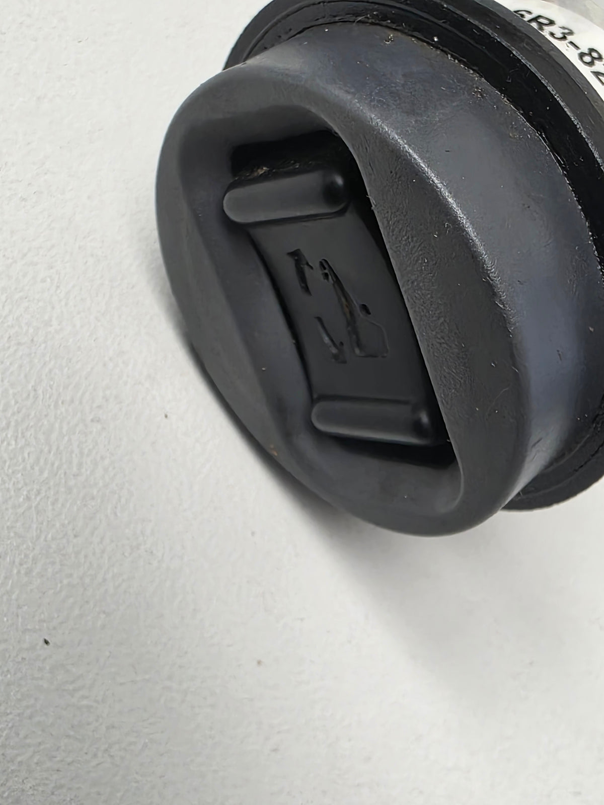 6R3-82563-01-00 6R3-82563-00-00 Yamaha z200 Trim & Tilt Switch Assy | Genuine Used Part - photo 2 of 3