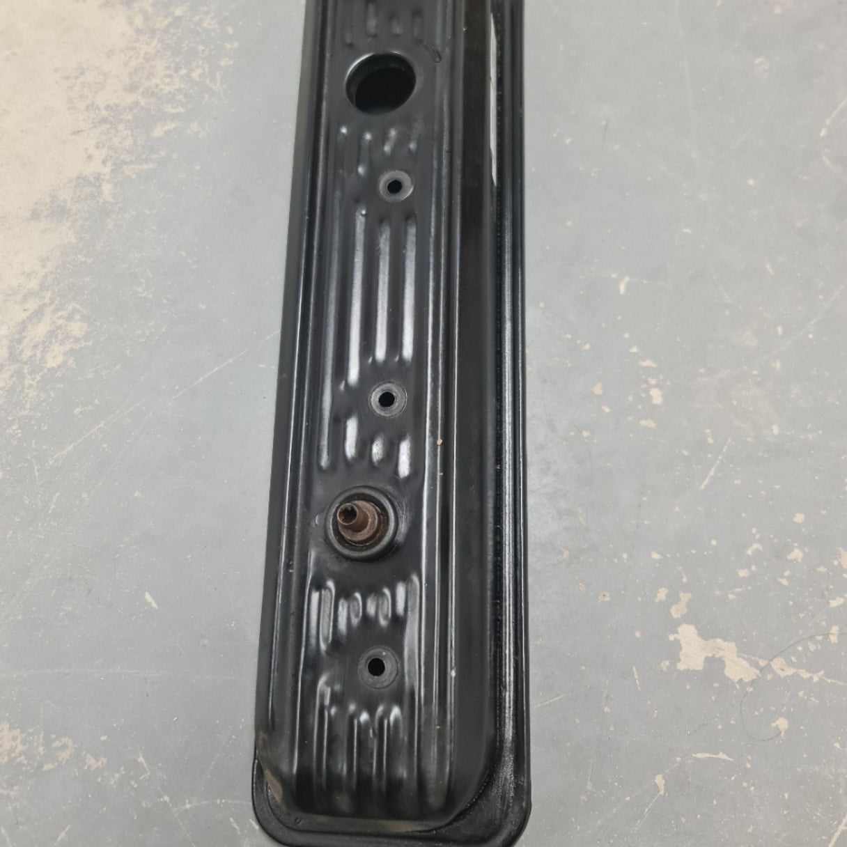 809995 Mercruiser Rocker Cover | Genuine Used Part